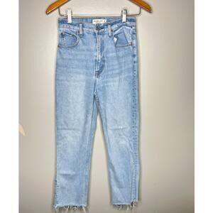 Abercrombie & Fitch Light Wash The Ankle Sraight Ultra High Rise Denim Jeans 0